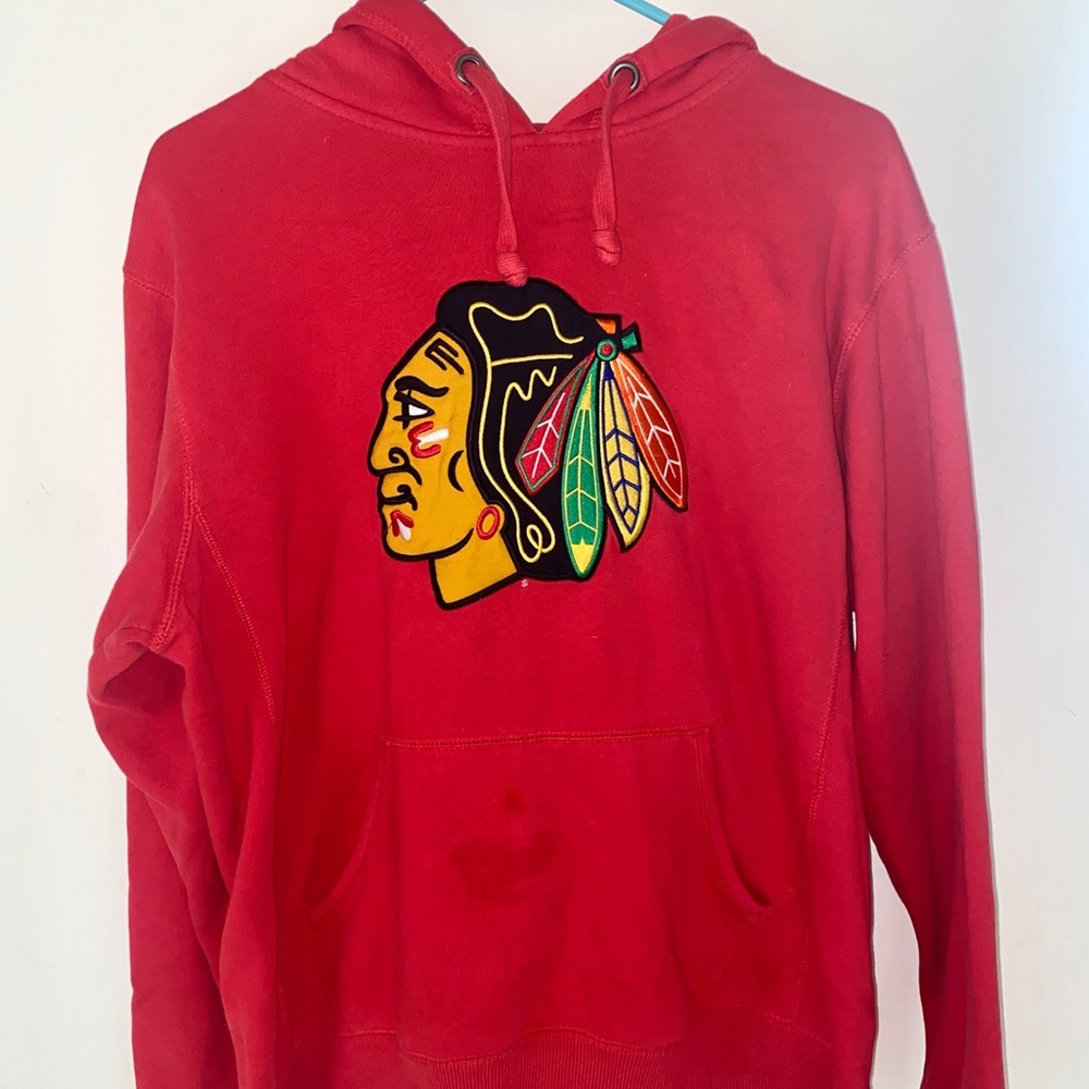 Women’s Blackhawk red sweatshirt size large